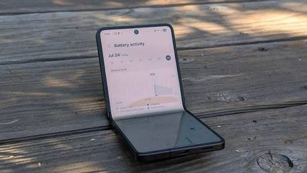 Flip fold phone