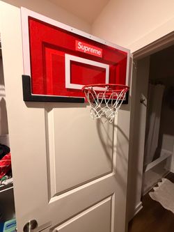 Supreme mini basketball hoop