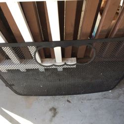 Audi Q7 Grill