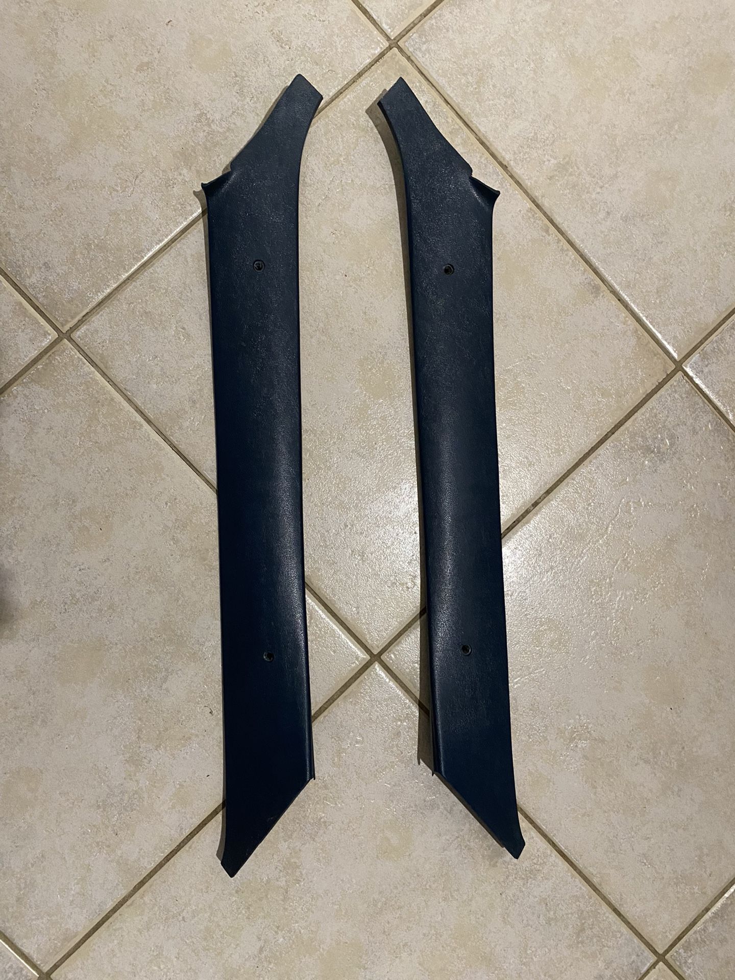 Pillar Trim 1986 to 1994 S10 Blazer,S10,Sonoma,S15,Jimmy,Bravada