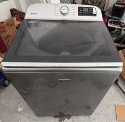 Maytag Topload Washer w/ agitator