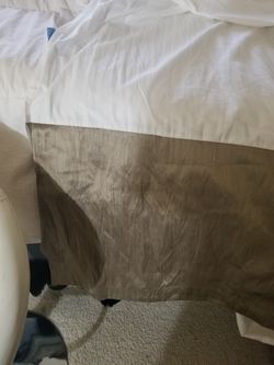 Full size bed skirt