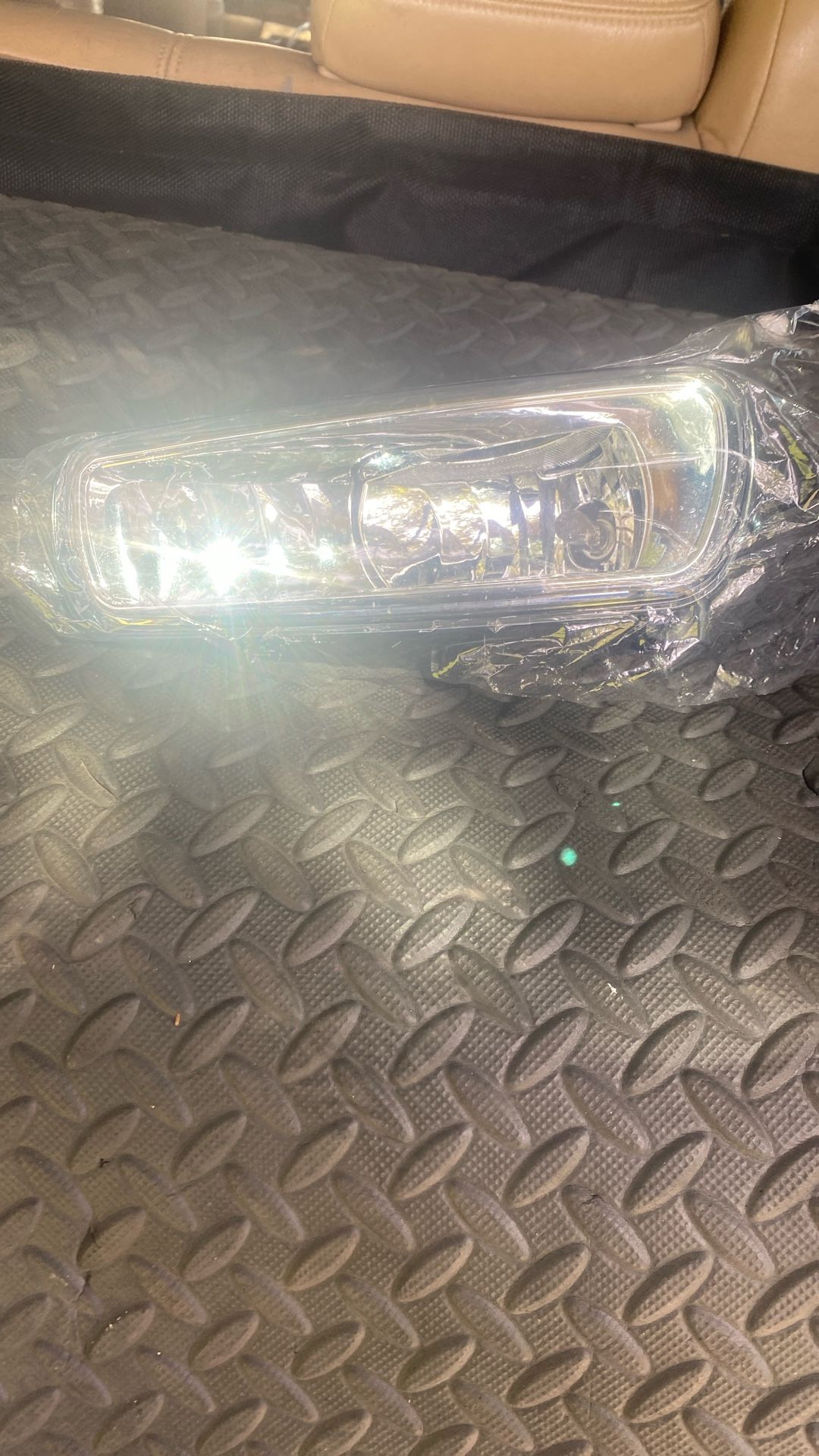 Ford. Focus Fog Light Left Side.