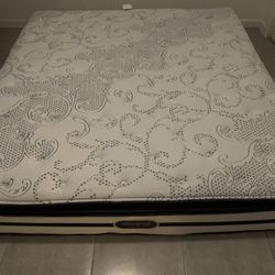 BeautyRest King size pillow top mattress