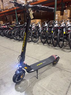 Folding electric scooter