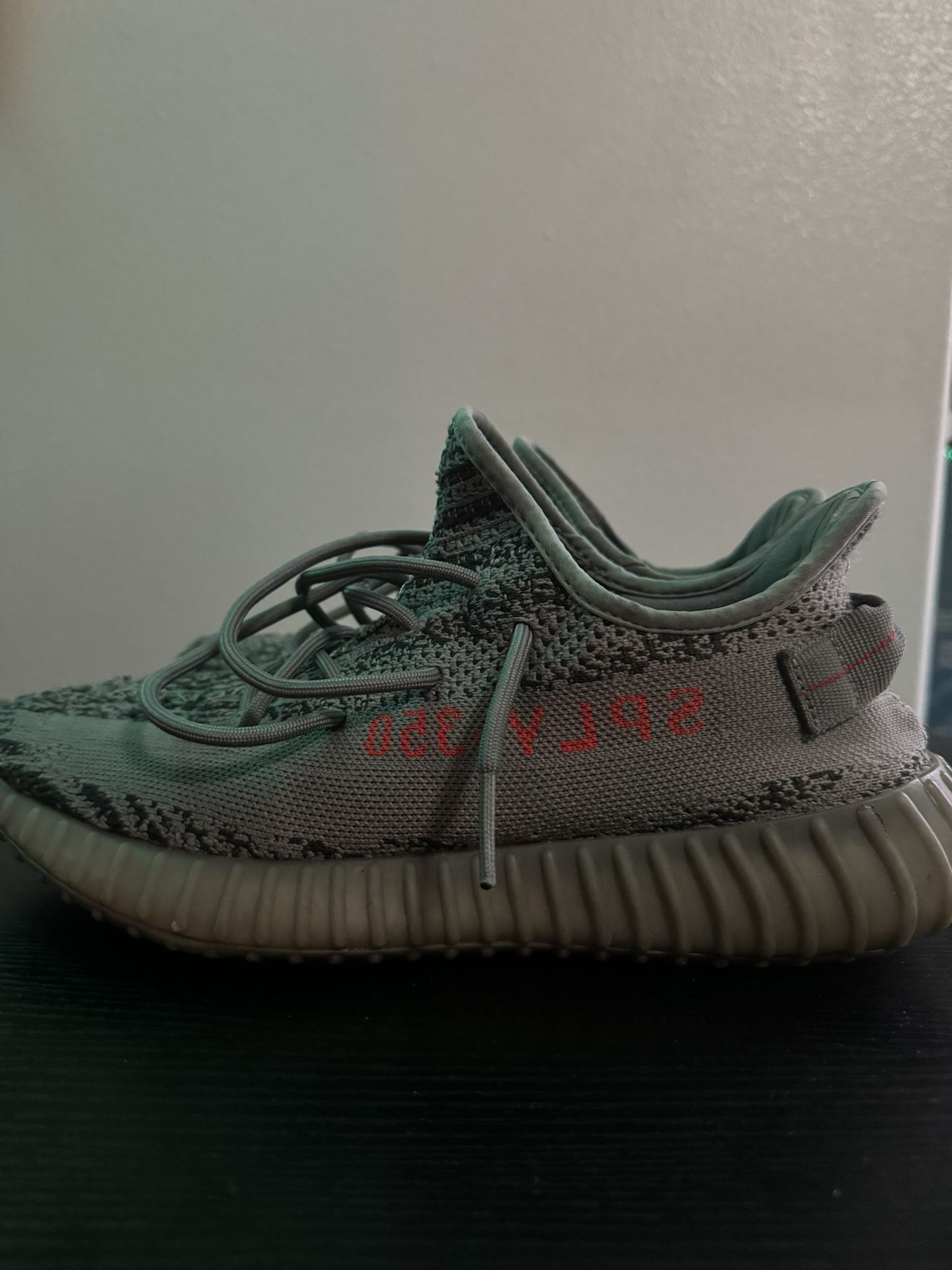 YEEZY 350 Beluga V2