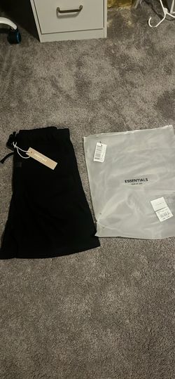 Essentials Shorts