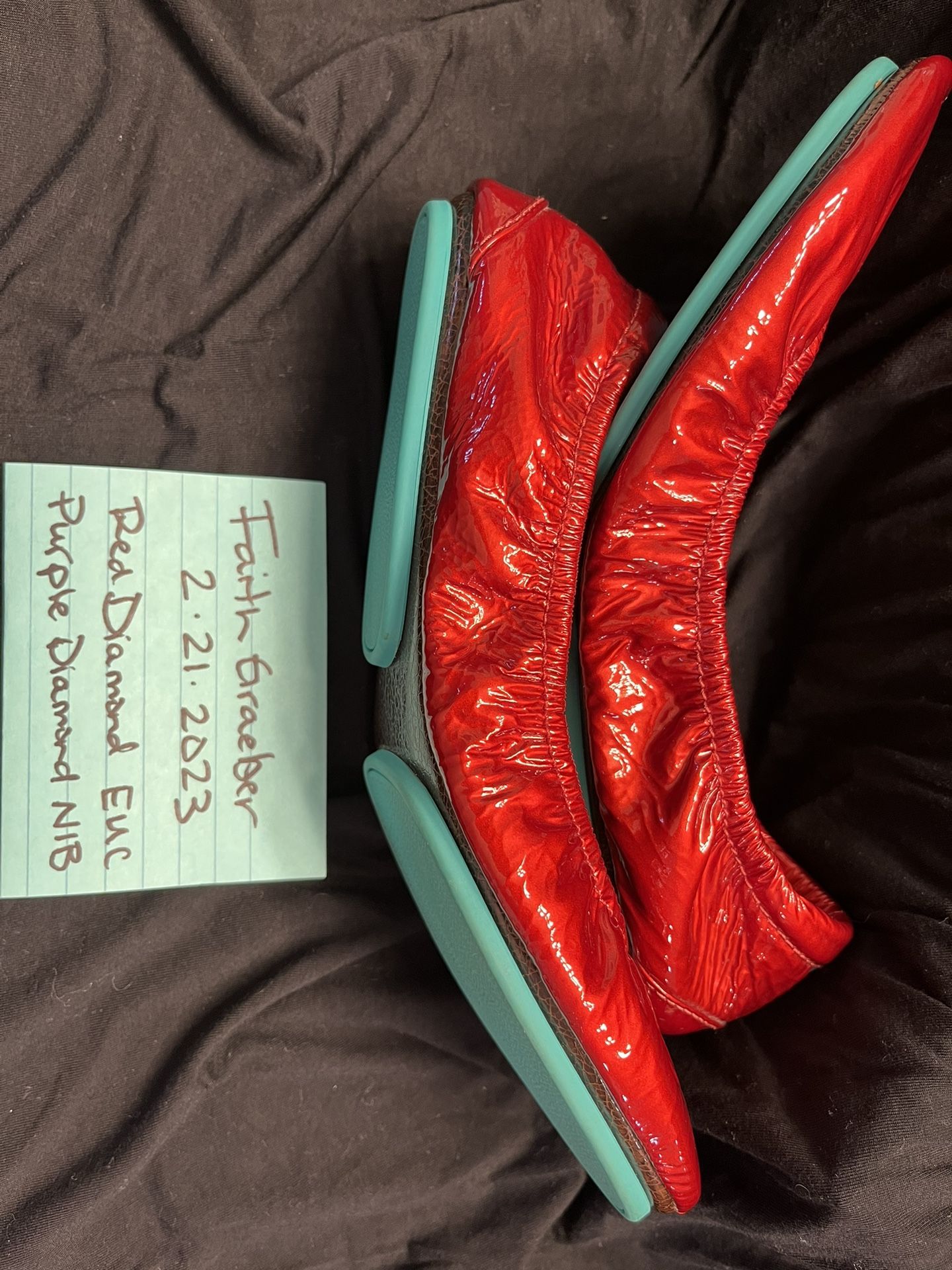 Red diamond deals tieks size 9