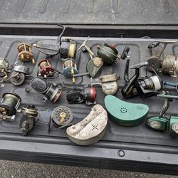 Vintage Fishing reels / Equipment Lot