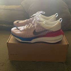 Men’s Nike Zoomx Invincible 3 Size 11.5