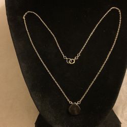 Vintage 18” Sterling Silver Necklace With Tear Drop Shaped Pendant 