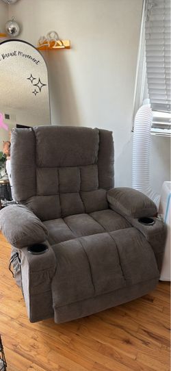 Like New Gray Recliner