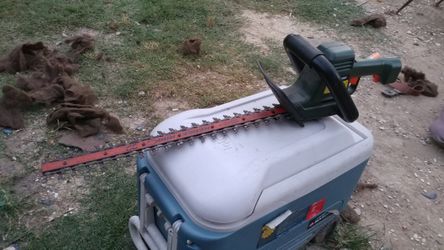 black and decker hedge hog 22