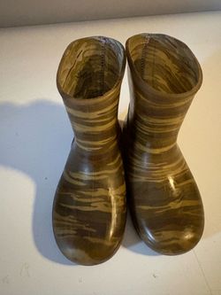 Toddler rain boots