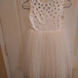 Beautiful Little Girls Party Dress
