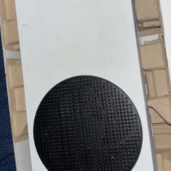 Xbox Series S And Twitch 