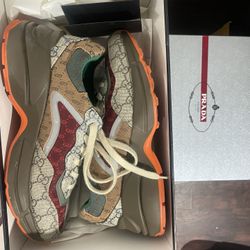 Gucci Sneakers
