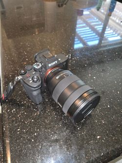 Sony Alpha A7iv Camera with Sony FE 24-105mm f/4 G OSS Lens