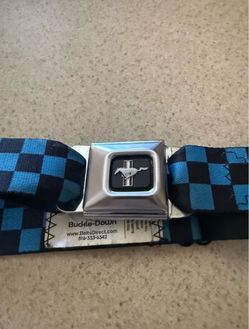 Seat belt Ford Mustang