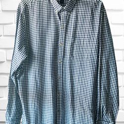 Van Heusen Men’s XL 17-17 1/2 Long Sleeved Checkered Plaid Button Down Shirt EUC