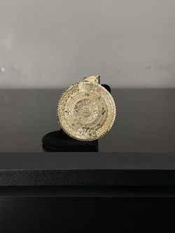 14k Pendant