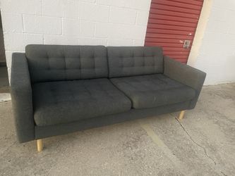 Sofa.