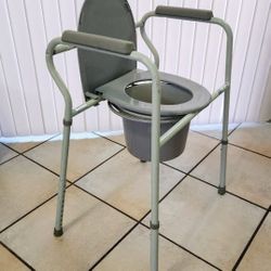 Portable Toilet Bedside Commode Chair 