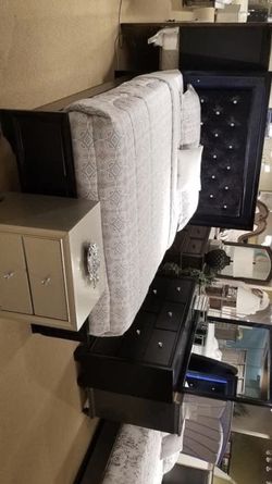 Micah Black LED Panel Bedroom Set New