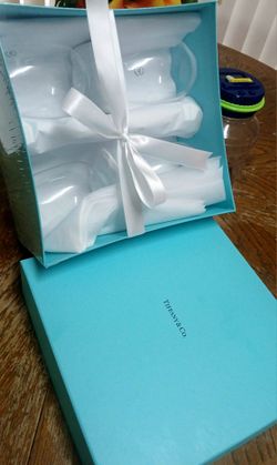 Tiffany & Co. 4 Crystal  wine glasses