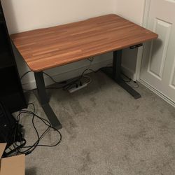 Quality Vari Standing Desk