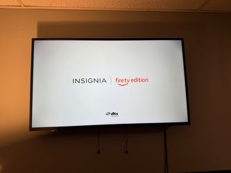 Insignia 39-Inch Smart Fire TV + Remote – Clean, Light & Works like New!
