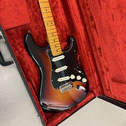 Like New! Fender American Professional Classic Stratocaster Sunburst
