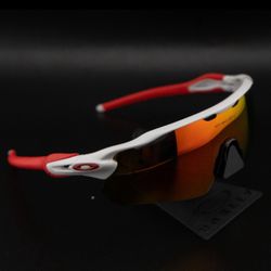 Oakley Radars 
