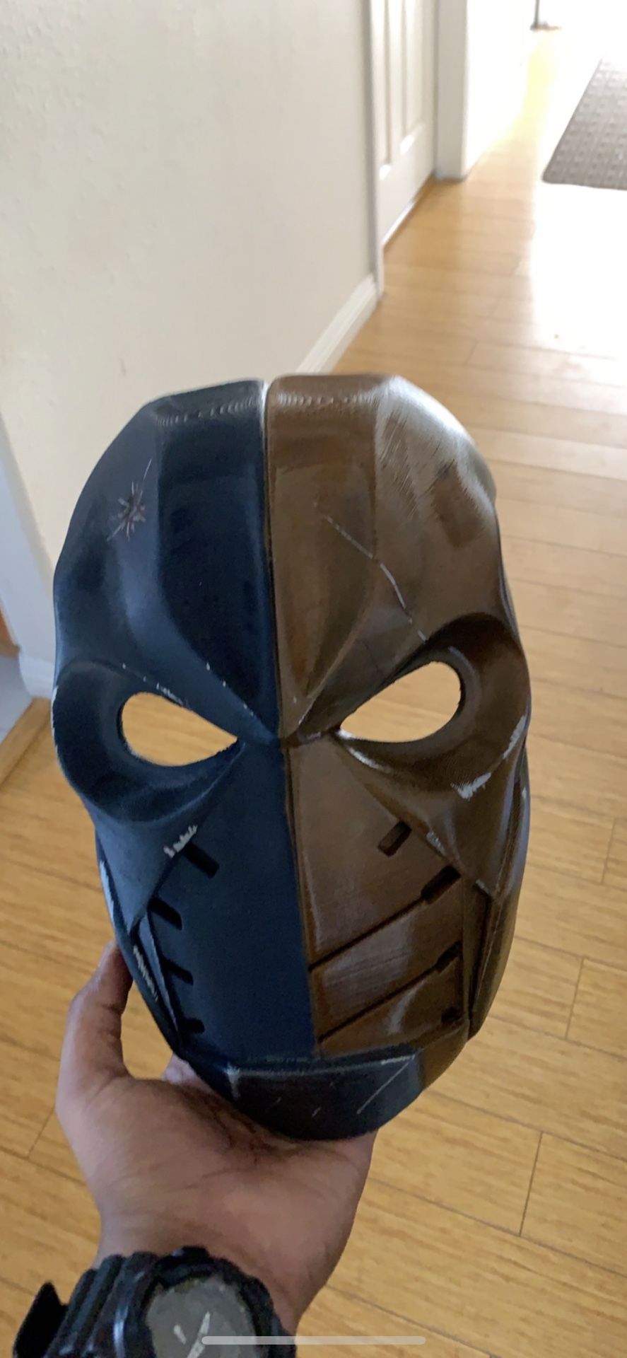 Deathstroke Titans mask