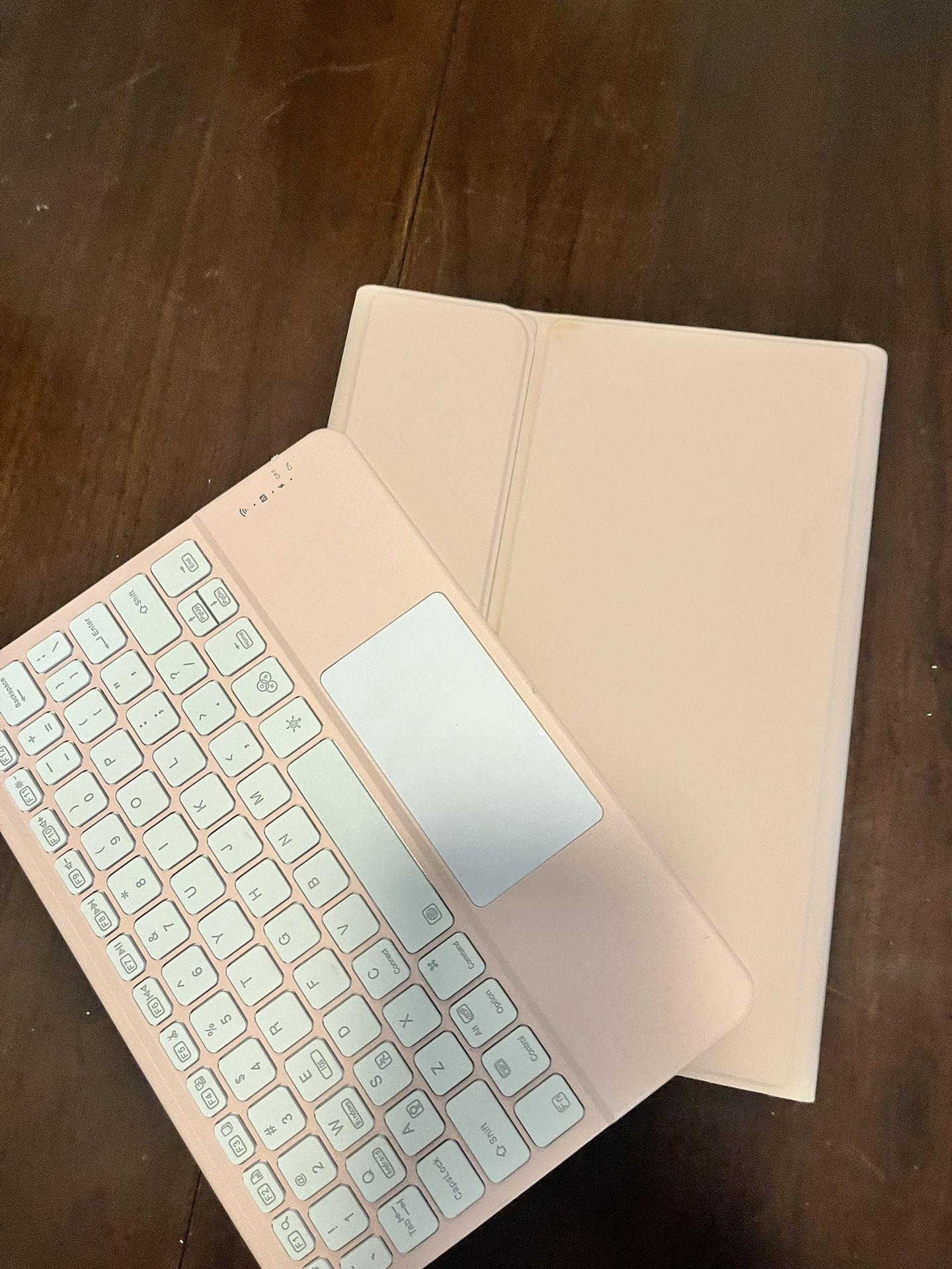 Ipad Case with keybord