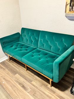 Moving: Selling all Furniture ASAP