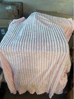 Pink twin blanket