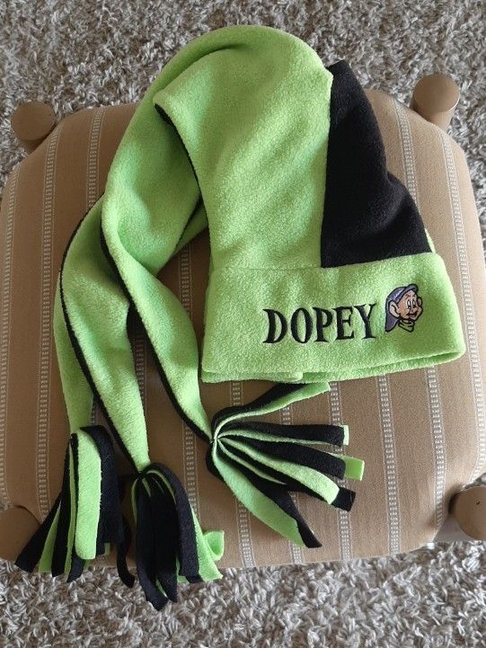 Fleece Hat   Disney Dopey 