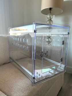 Clear Pet Kennel