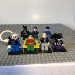 Lego Batman I Minifigures The Batcave : The Penguin And Mr. Freeze’s  Invasión 