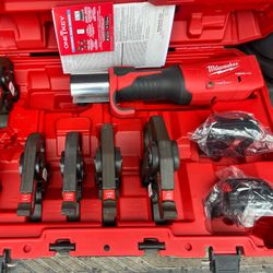 New Milwaukee M18 Forcelogic Pro Press 