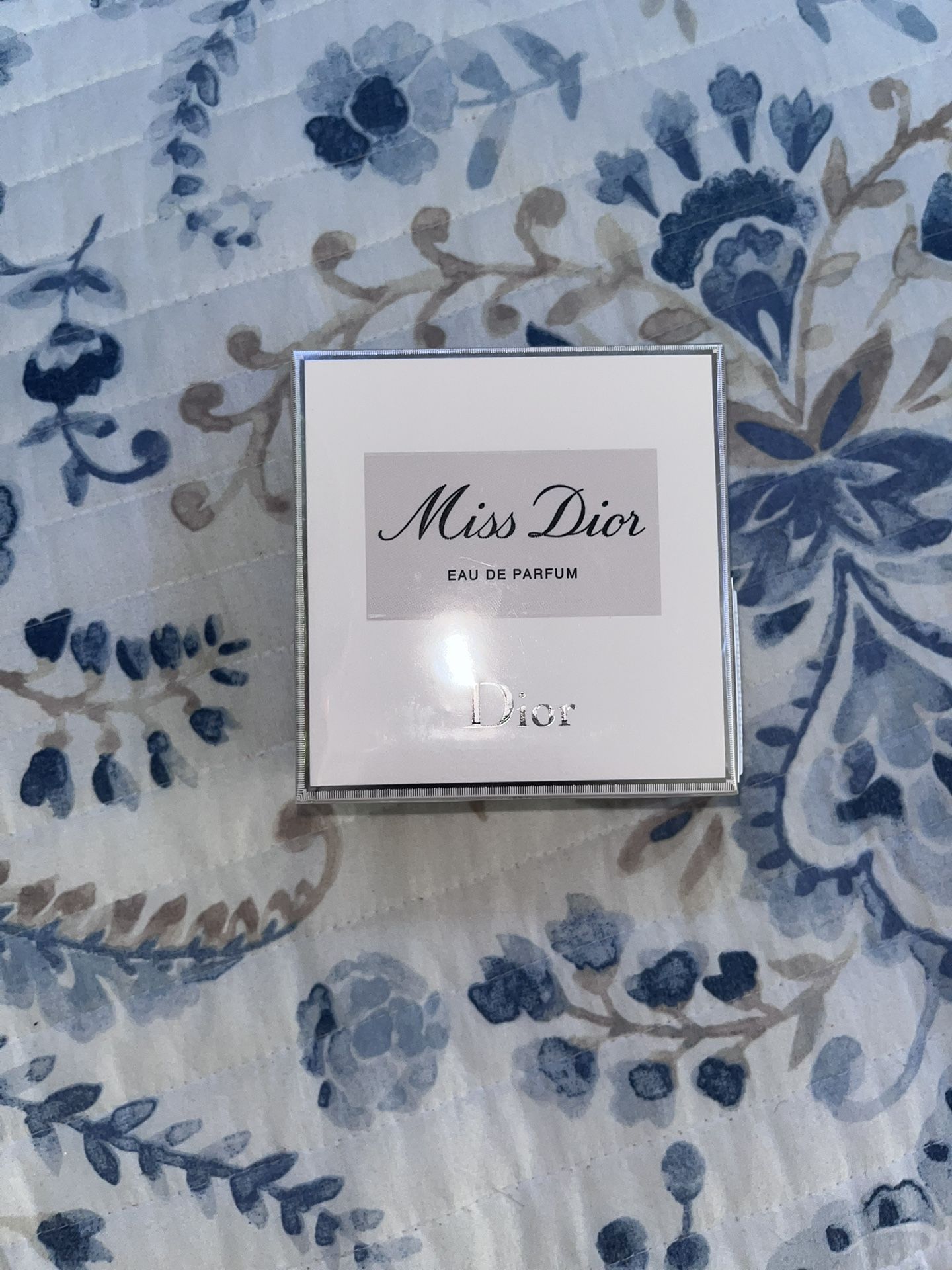 Miss Dior - Eau De Parfum - BRAND NEW SEALED