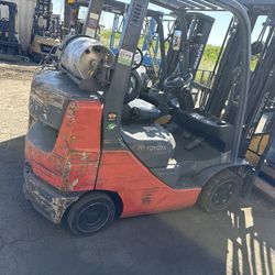 Toyota Forklift 