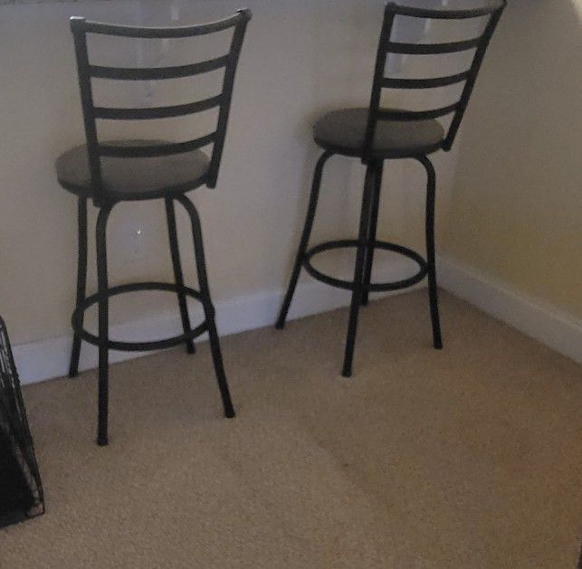 2 Barstool Chairs