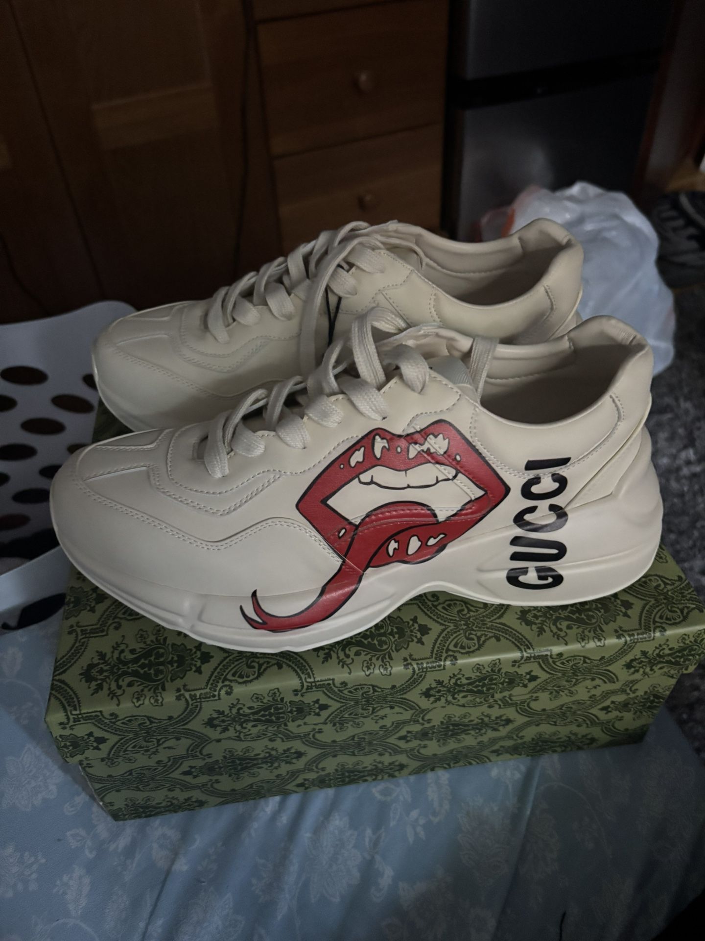 Sz 42 Gucci Rhython