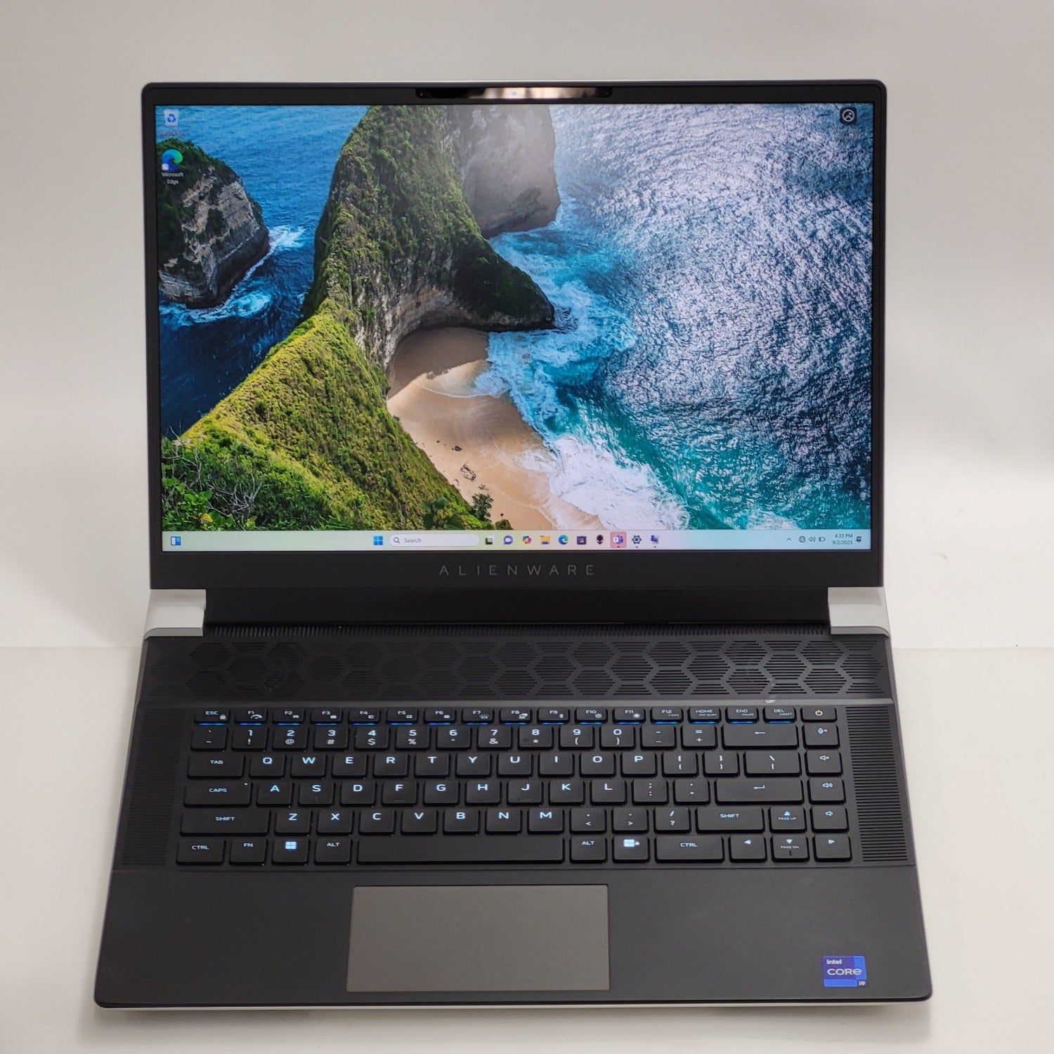 Alienware X16 R1 16" i9-13900H 2.6GHz 32GB RAM 1TB SSD GeForce RTX 4080