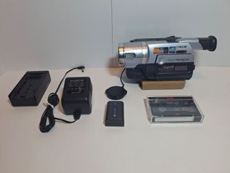 Sony Handycam Digital8 Camcorder