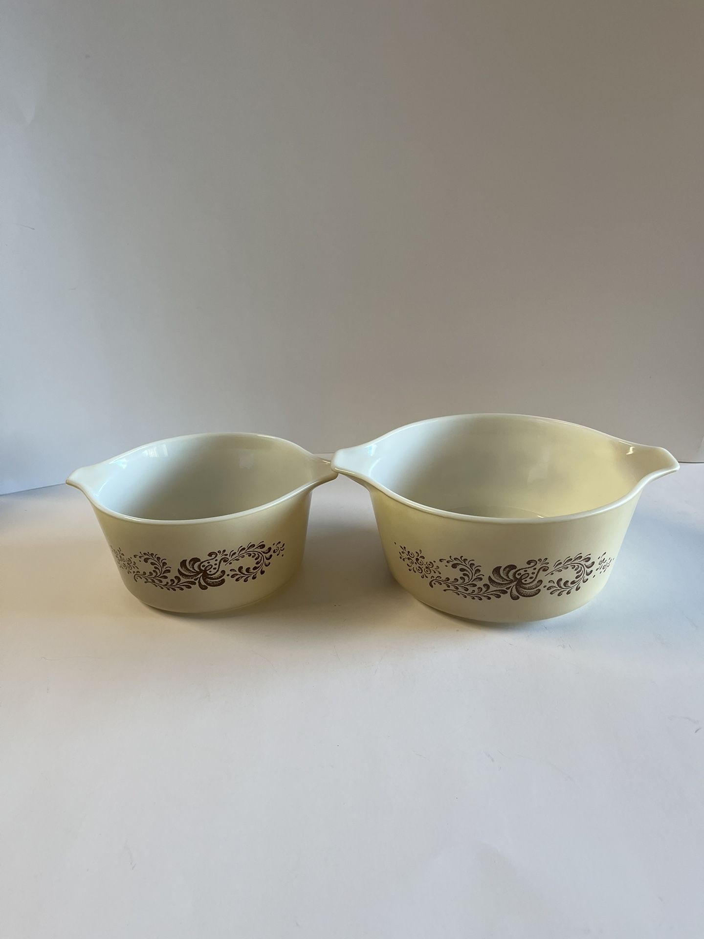 Great Vintage Pyrex 1.5 And 1 Quart Brown Homestead Casserole Dish Oven Safe