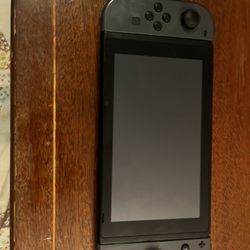 Nintendo Switch (1st Gen)