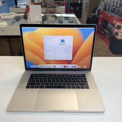 MacBook Pro 15inch Touchbar I7/16/2Tb With Final Cut Pro & logic Pro X
